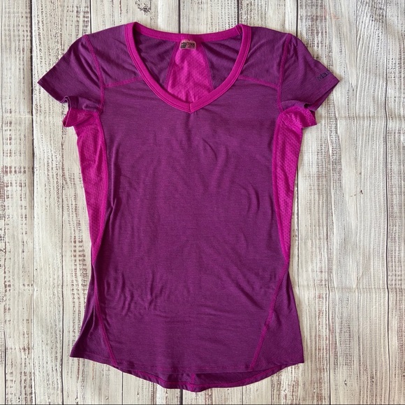 Marmot Tops - Marmot Purple Mini Striped Short Sleeve Shirt. Size XSmall